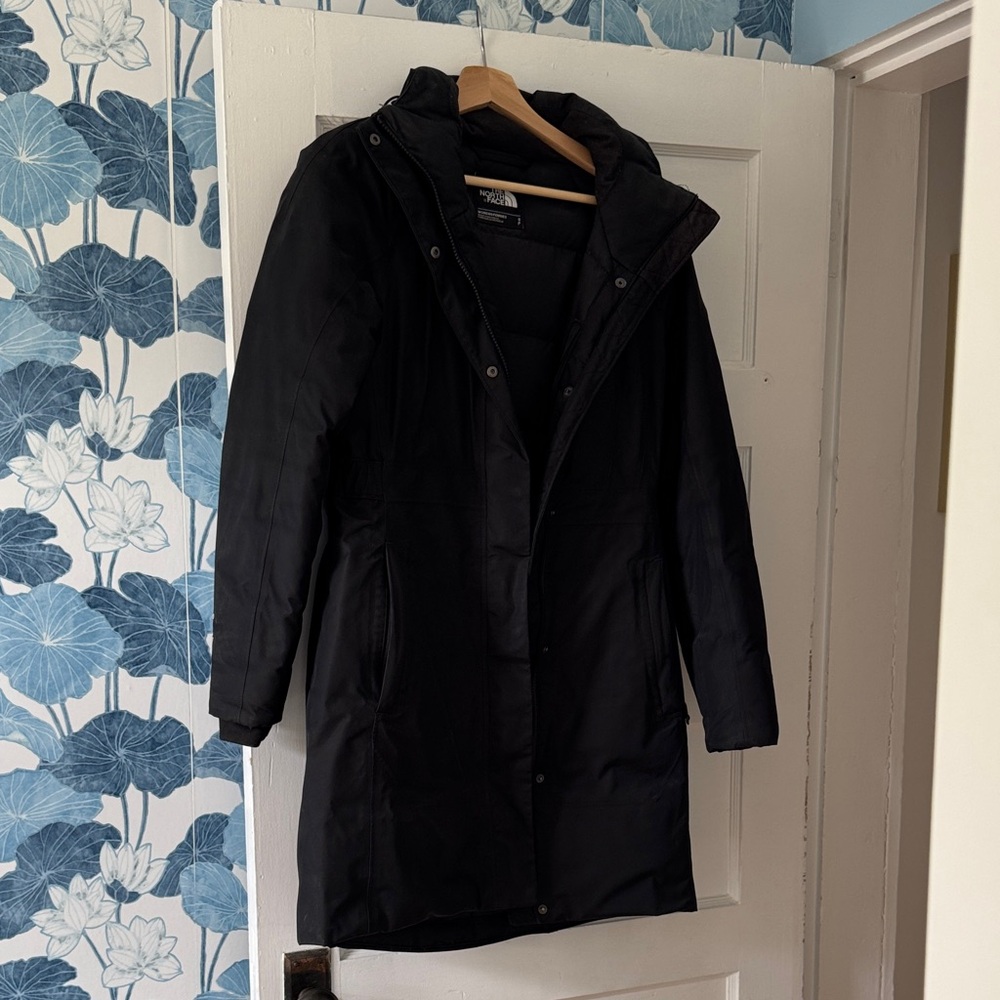 The North Face Women's Black Puffer Coat